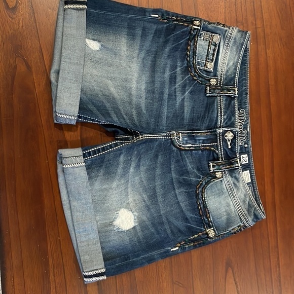 MISS Me Signature Mid Short Size 28 - Picture 2 of 12